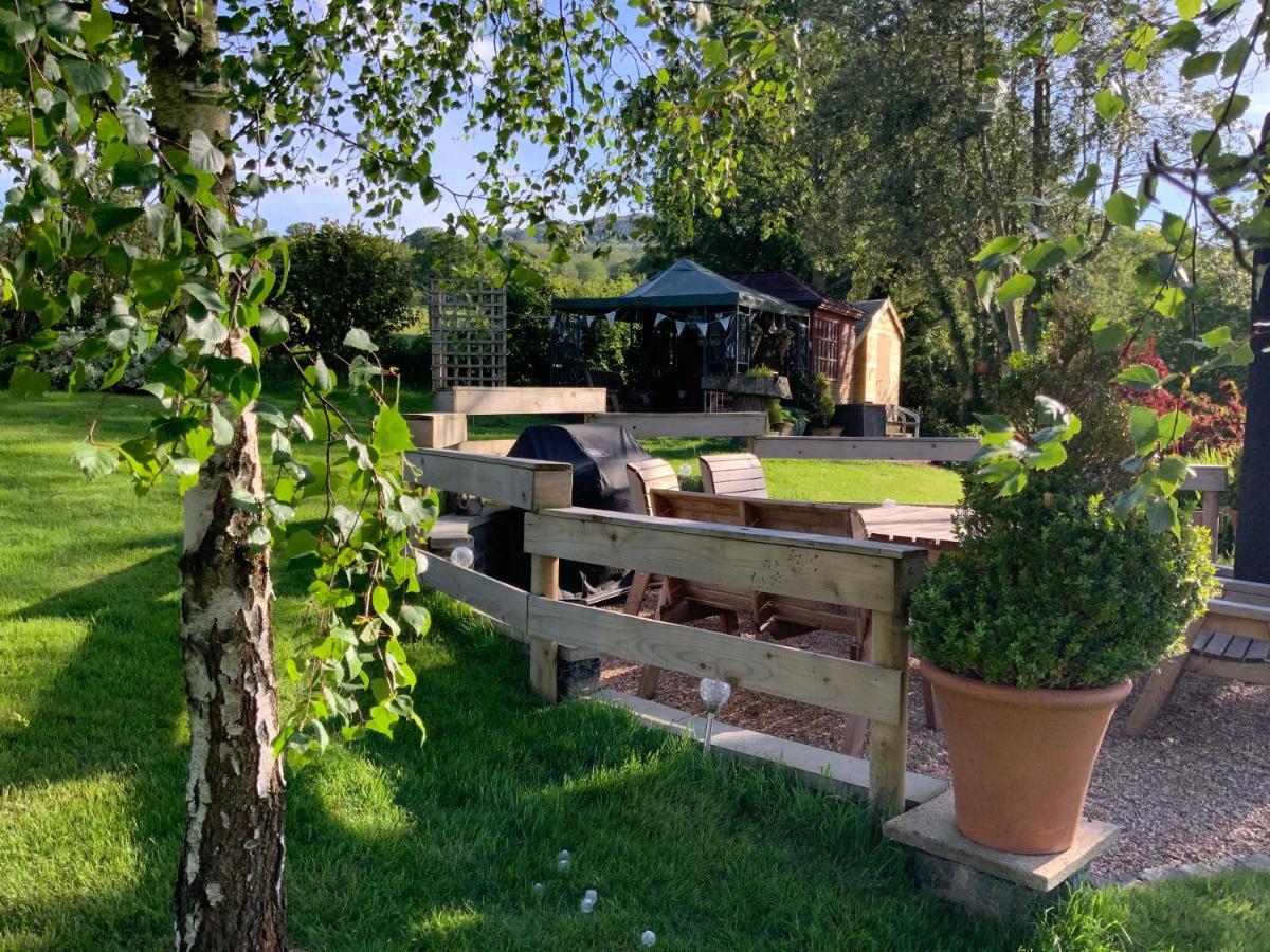 Llanwenarth Cottage A Beautiful Place To Just Be. Abergavenny Extérieur photo